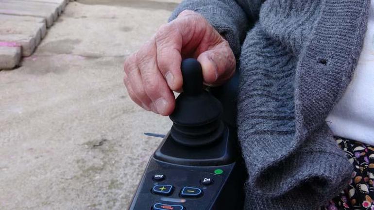 Isparta'nın Barbie'si hayaline kavuştu: Dışarı çıkıp komşularıma hava atmak istiyorum 5 Isparta'nın Barbie'si hayaline kavuştu: Dışarı çıkıp komşularıma hava atmak istiyorum