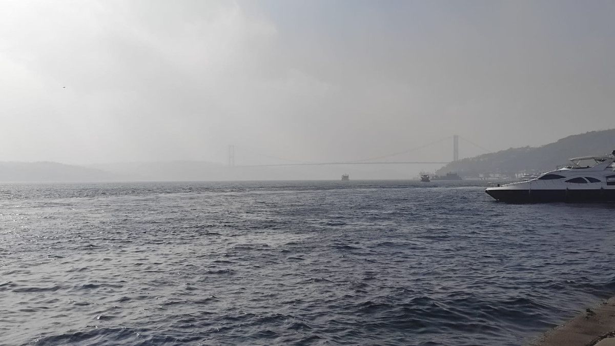 İstanbul Boğazı’nda Görülen Sis Manzarası