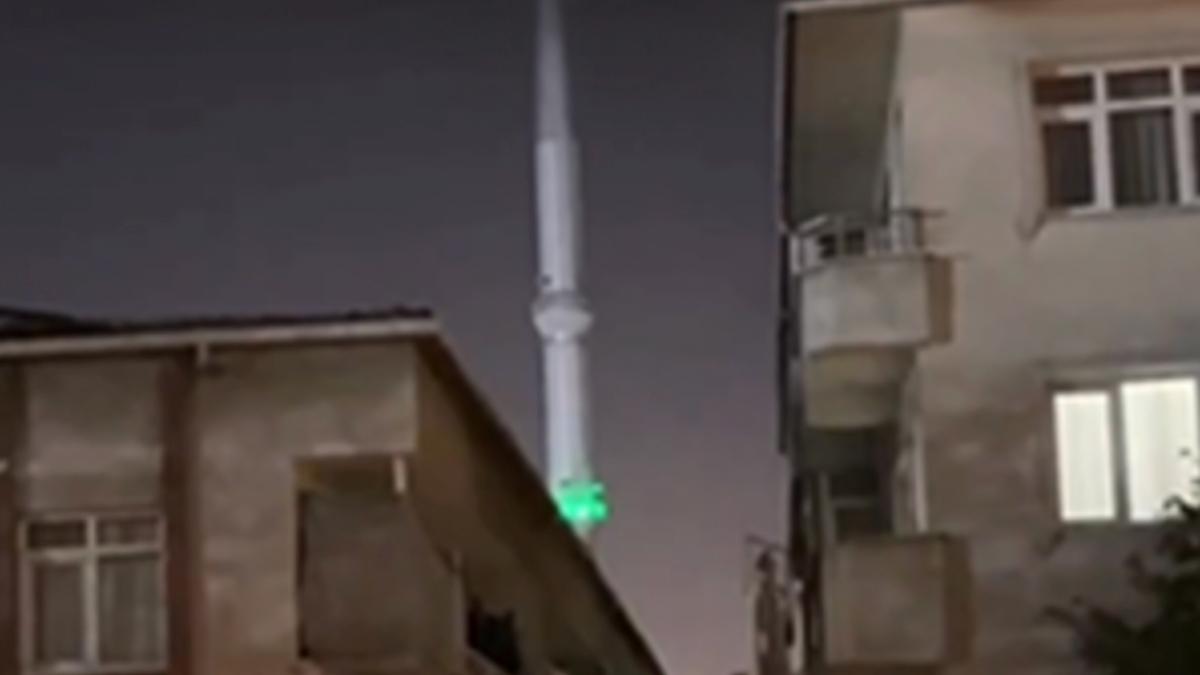 İstanbul’da Cami Hoparlöründen İzmir Marşı: Bir Mirasın Yansımaları