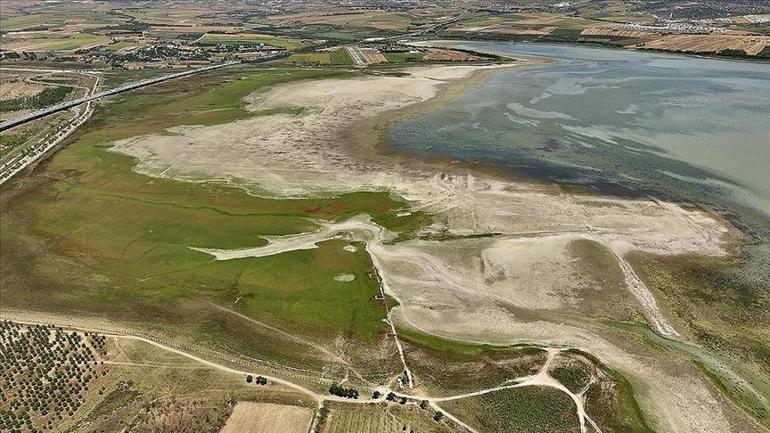 İstanbul’da tehlike çanları | Barajlar dibe vurdu: Prof. Dr. Orhan Şen'den '50 gün' uyarısı 2 İstanbul’da tehlike çanları | Barajlar dibe vurdu: Prof. Dr. Orhan Şen'den '50 gün' uyarısı