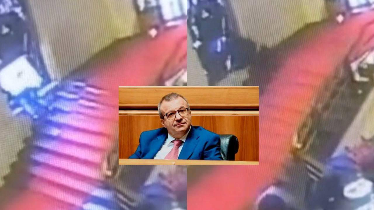 İtalyan siyasetçinin yaşadığı bahtsız kaza: 92 yıllık eser bir anda yok oldu