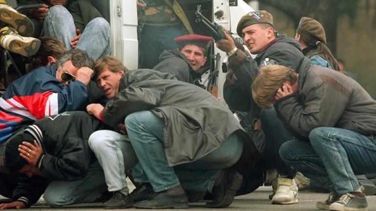 'İtalyan tarife' dediler... Yıllar sonra açığa çıkıyor: Keyif için Boşnakları öldürdüler 4 'İtalyan tarife' dediler... Yıllar sonra açığa çıkıyor: Keyif için Boşnakları öldürdüler