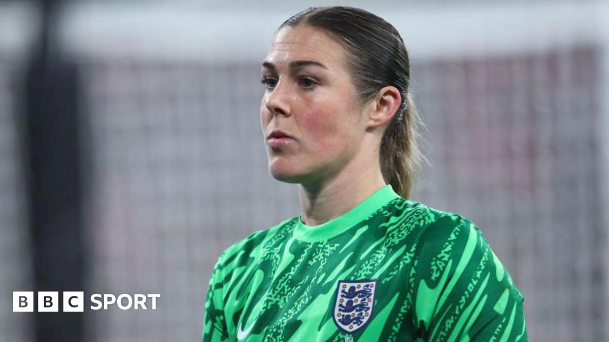 I’ve not written book to tear anyone down – Earps