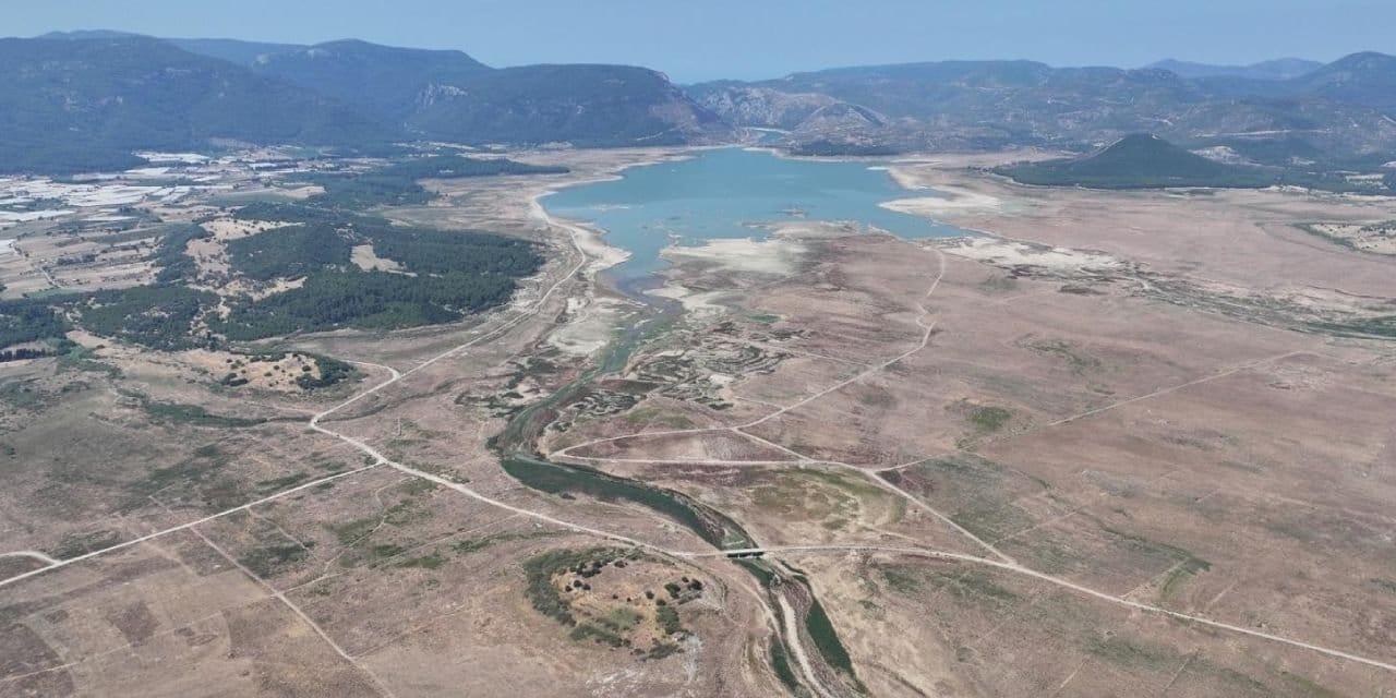 İzmir’in Susuzluk Korkusu: Uzmanlar Barajların Durumunu Değerlendiriyor!