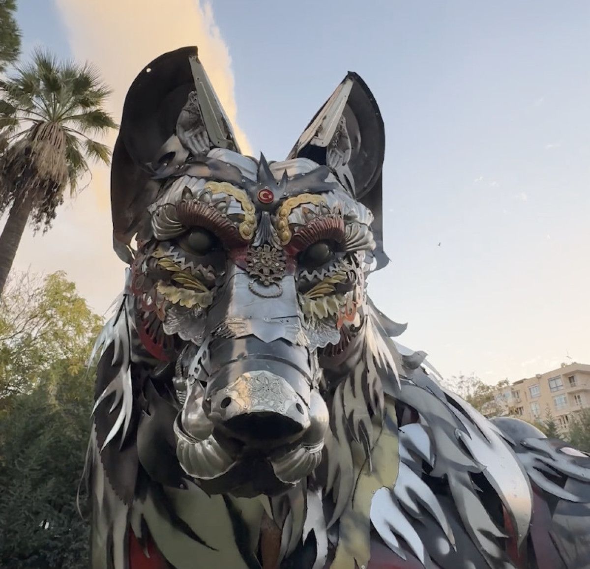 İzmirli Roman Kadınların Çöpten Sanat Eserlerine Dair Farklı Yorumlar 1 İzmirli Roman Kadınların Çöpten Sanat Eserlerine Dair Farklı Yorumlar