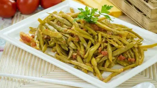 Kahvaltıdan akşam yemeğine: Fasulye kavurması tanımı