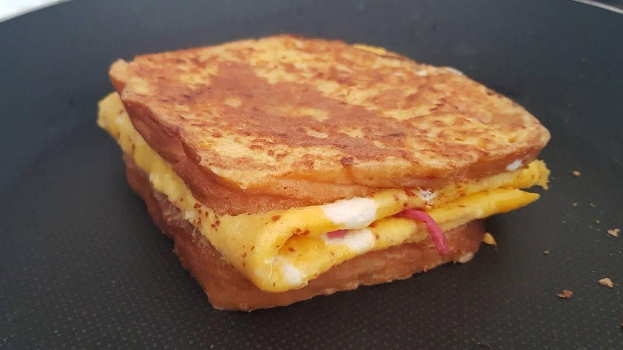 Kahvaltıya dakikalar içinde lezzet: Tavada yumurtalı tost tanımı