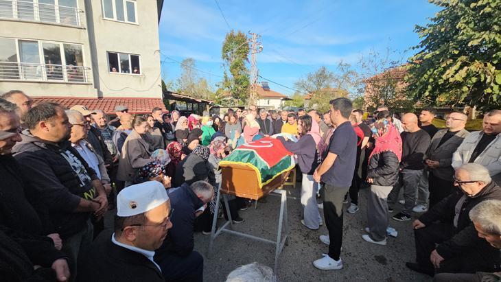 Kahvehane baskınının ardındaki sır perdesi aralandı! Fuhuş çetesi iddiası 4 Kahvehane baskınının ardındaki sır perdesi aralandı! Fuhuş çetesi iddiası