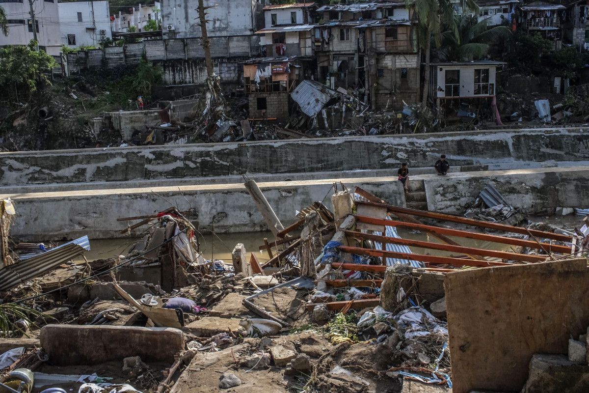 Kalmaegi Tayfunu Filipinler'de Can Kayıplarını Artırıyor 1 Kalmaegi Tayfunu Filipinler'de Can Kayıplarını Artırıyor