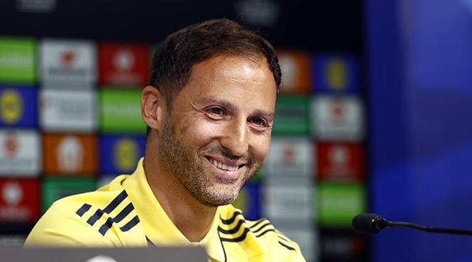 Kapışma Arenası: Beşiktaş ve Fenerbahçe'nin Arenasında Canlı Anlatım! 10 Kapışma Arenası: Beşiktaş ve Fenerbahçe'nin Arenasında Canlı Anlatım!