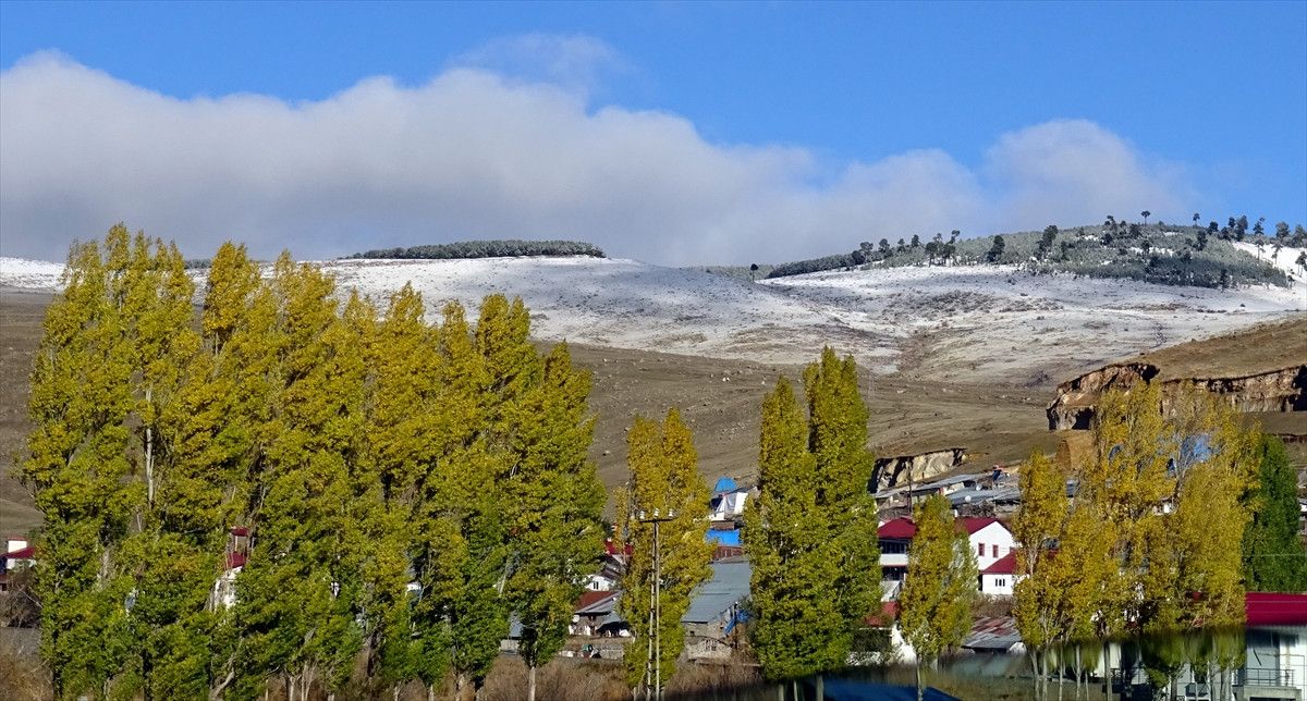 Karsta Kış Erken Başladı: Büyüleyici Bir Manzara 1 Karsta Kış Erken Başladı: Büyüleyici Bir Manzara