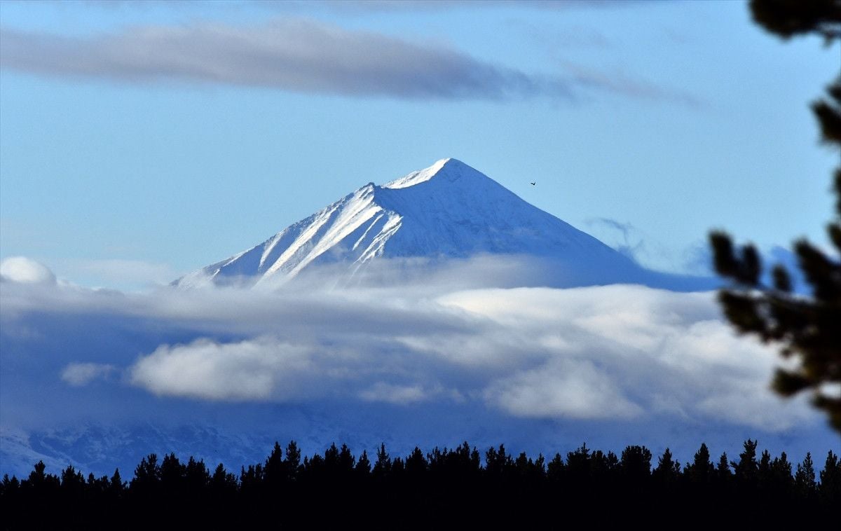 Karsta Kış Erken Başladı: Büyüleyici Bir Manzara 5 Karsta Kış Erken Başladı: Büyüleyici Bir Manzara