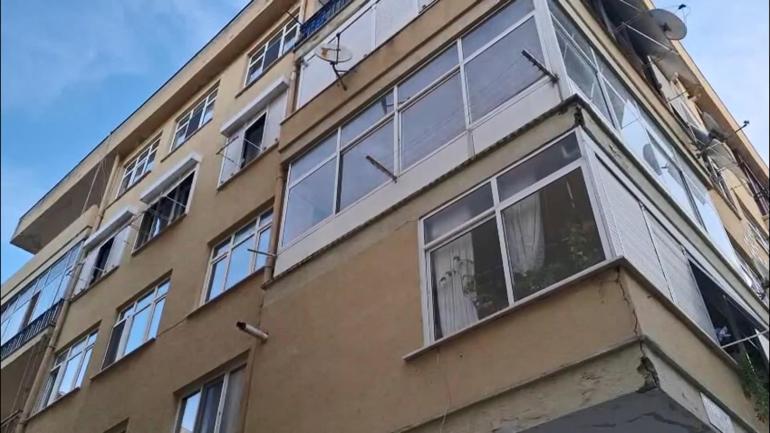 Kartal’da korkutan çatlak! 4 katlı bina gece yarısı boşaltıldı ve mühürlendi