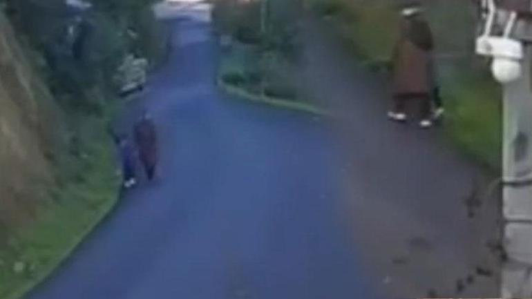 Kastamonu'da anne ve oğul sırra kadem bastı! Gizemli telefon görüşmesi! Gözü yaşlı baba konuştu 2 Kastamonu'da anne ve oğul sırra kadem bastı! Gizemli telefon görüşmesi! Gözü yaşlı baba konuştu