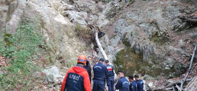 Kayıp Miraç'ın Cansız Bedeni Uçurumun Derinliklerinde Keşfedildi 1 Kayıp Miraç'ın Cansız Bedeni Uçurumun Derinliklerinde Keşfedildi