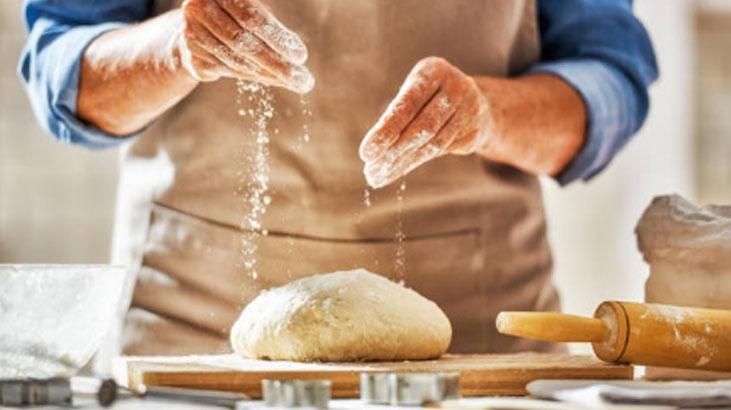 Kek kalıbında olur mu demeyin... Lezzeti harika! Kolay hazırlanan poğaça tarifi