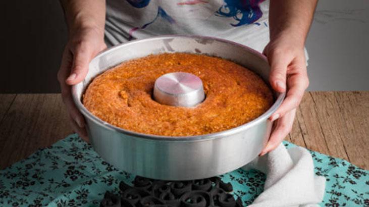 Kek kalıbında olur mu demeyin... Lezzeti harika! Kolay hazırlanan poğaça tarifi