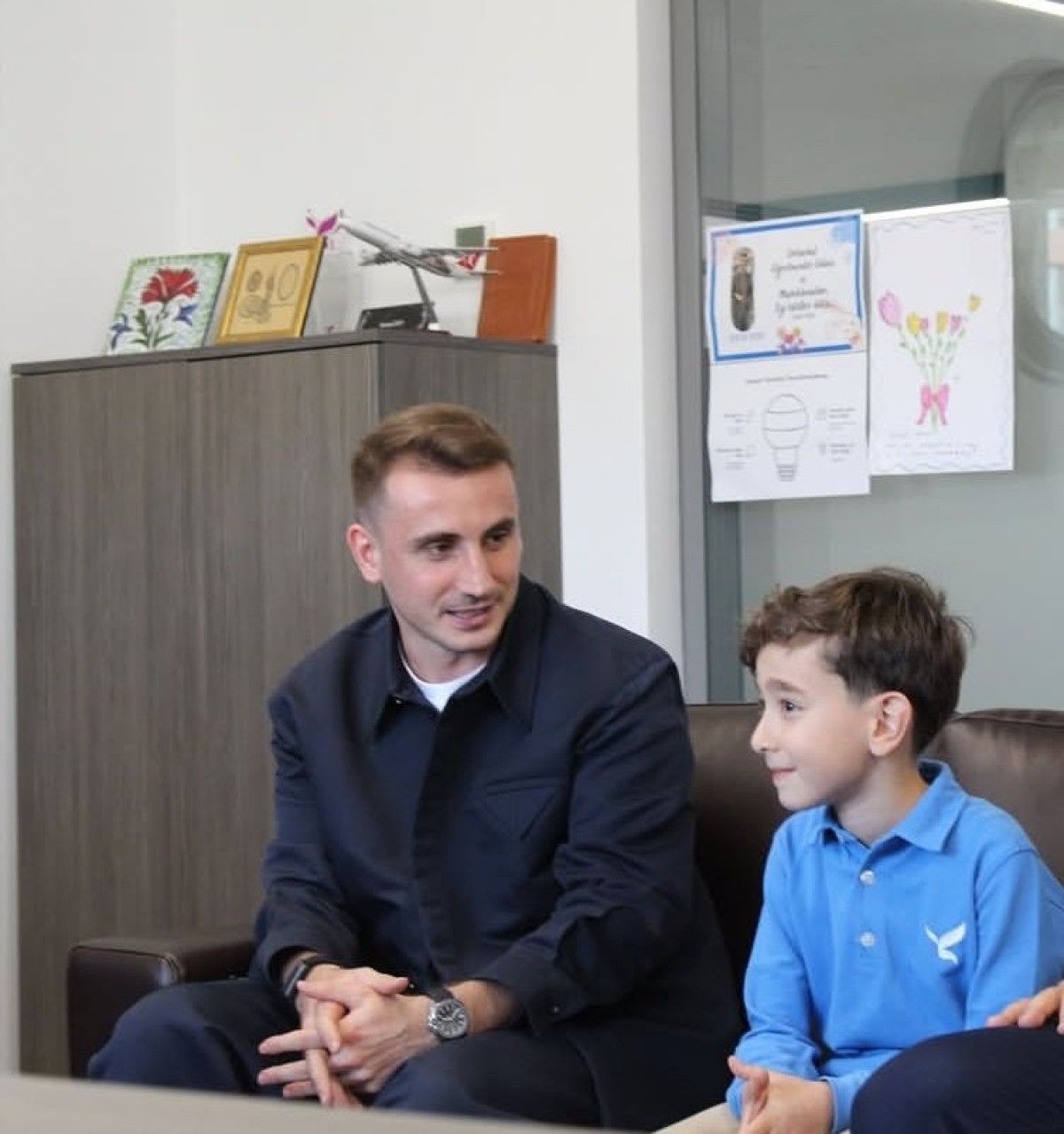 Kerem Aktürkoğlu'nun Beklenmedik Seçim Vaadi: Aras Okul Başkanlığıyla Ne Değiştirdi? 4 Kerem Aktürkoğlu'nun Beklenmedik Seçim Vaadi: Aras Okul Başkanlığıyla Ne Değiştirdi?