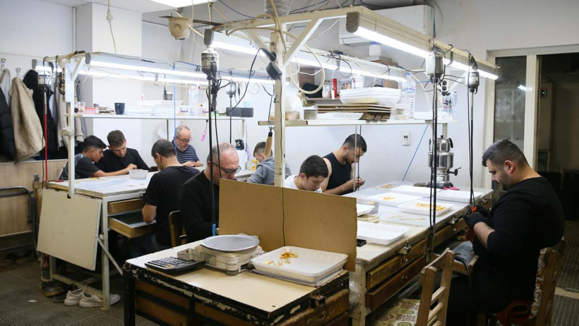 Kilolarca altının işlendiği "Altınşehir" yeniden üretime başlıyor 1 Kilolarca altının işlendiği "Altınşehir" yeniden üretime başlıyor