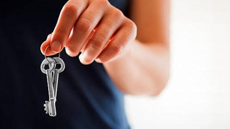 Kırılan anahtarı tek hamlede çıkarın! Yıldız tornavidayla zararsız çözüm