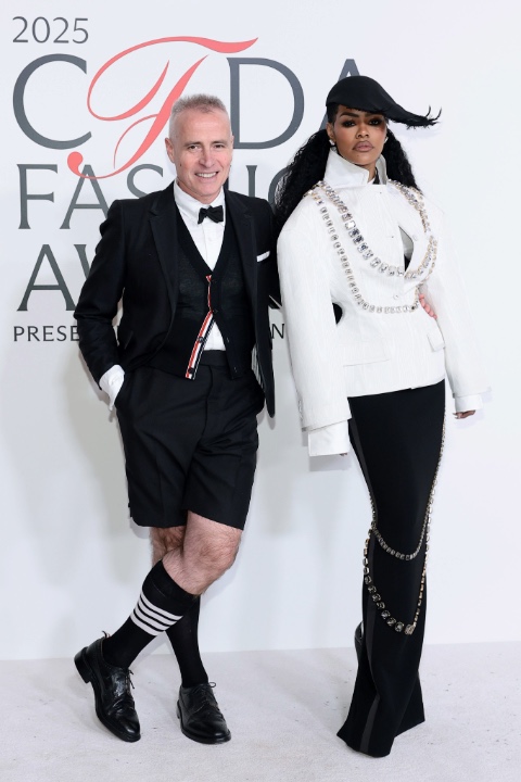 Kırmızı Halı: 2025 CFDA Ödülleri 10 Kırmızı Halı: 2025 CFDA Ödülleri