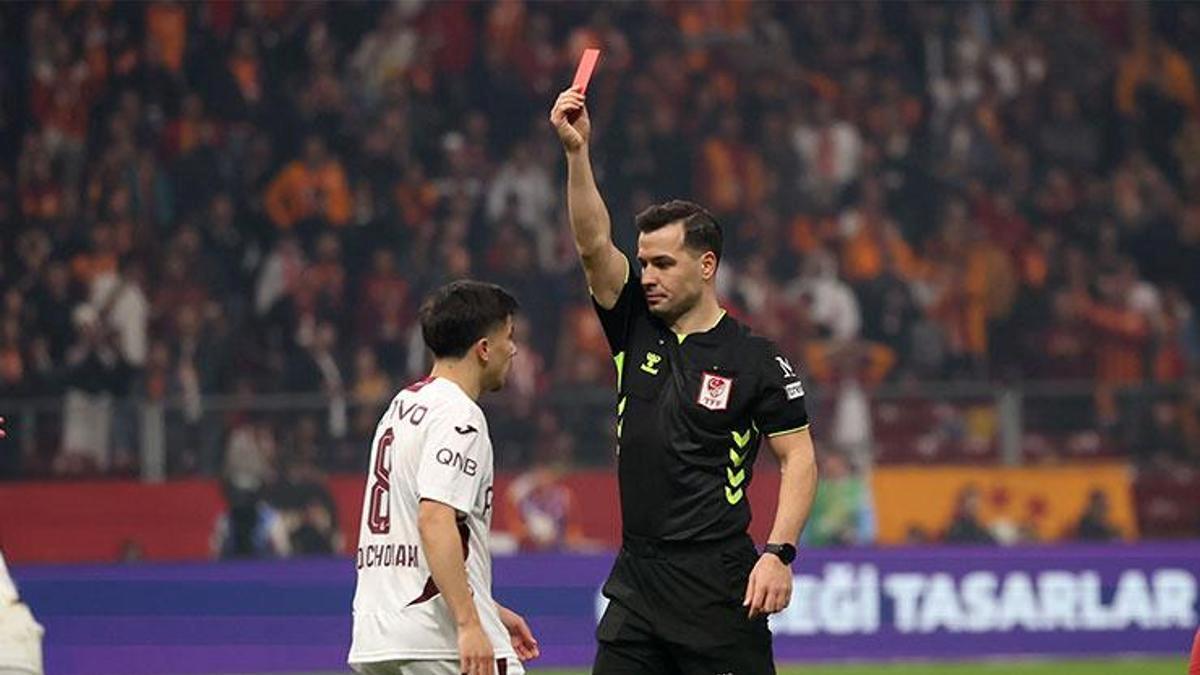 Kırmızı Kart ve Yüzde 90 Hüzün: Trabzonspor 10 Kişiyle Mücadeleye Devam!