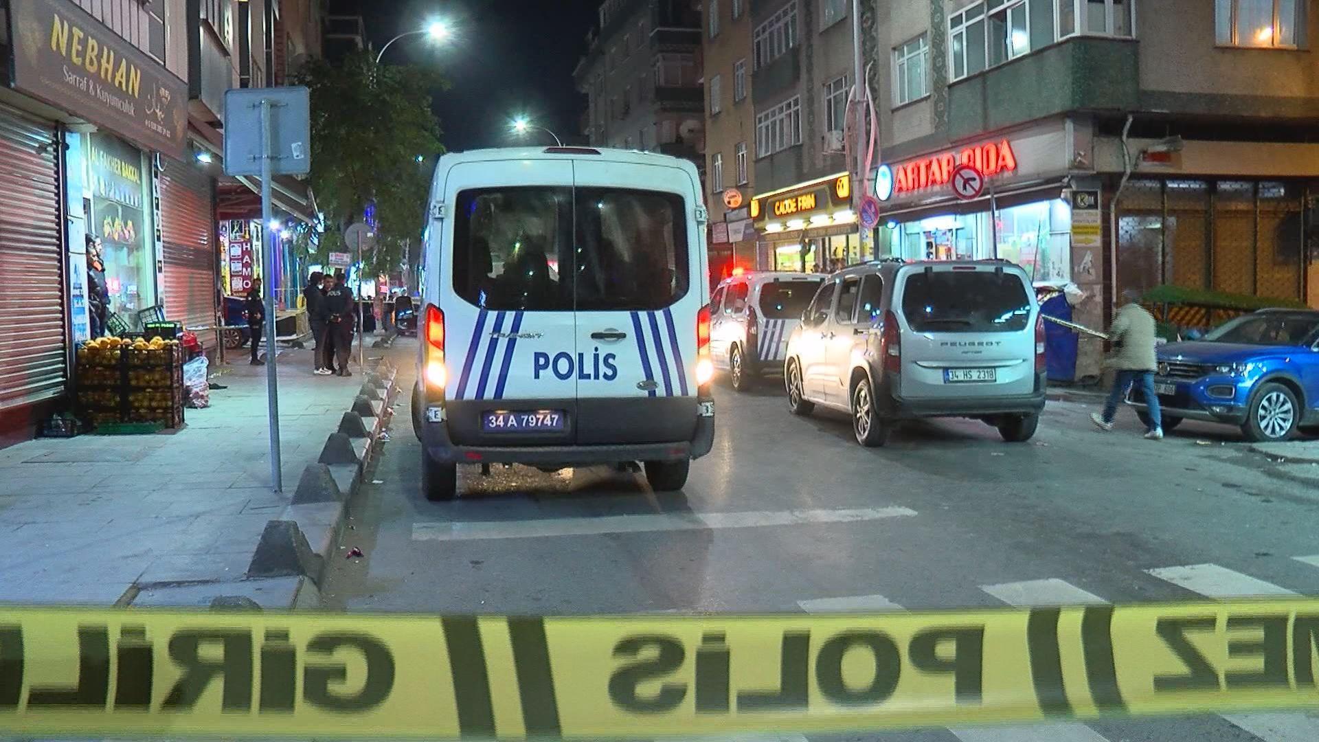 Kıskançlık krizi korkunç sonla bitti! Adım adım takip etti, önce kocasına sonra kendine sıktı 1 Kıskançlık krizi korkunç sonla bitti! Adım adım takip etti, önce kocasına sonra kendine sıktı