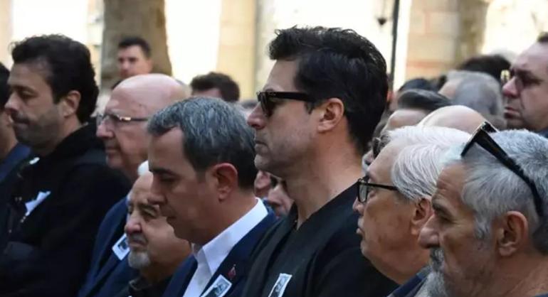 Kıvanç Kasabalı babasını toprağa verdi! Paylaşımı duygulandırdı