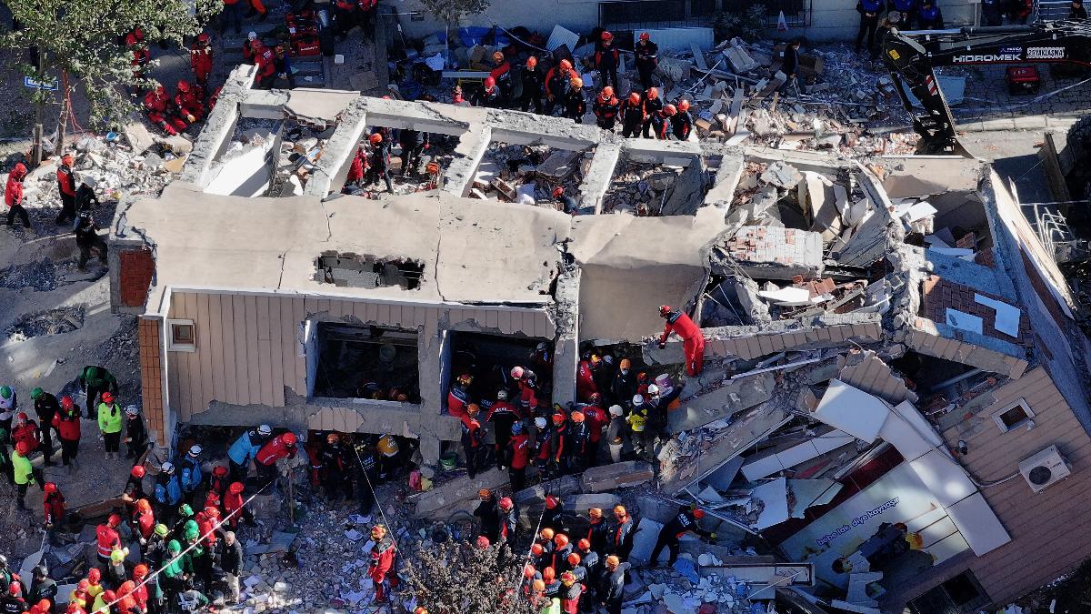 Kocaeli’de Yıkılan Binadan Kurtulan Dilaraya’nın Ailesinin Acı Kaybı!