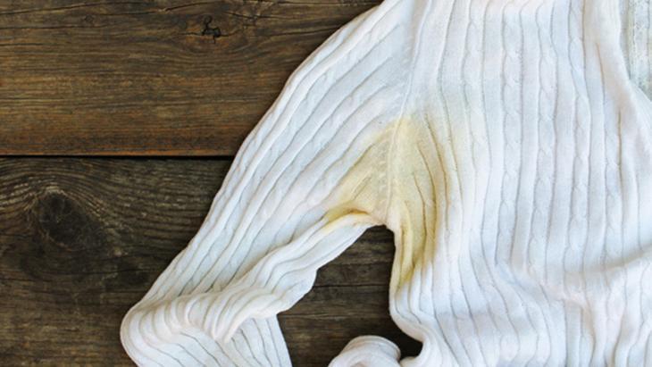 Kol altındaki sarı lekeler anında yok oluyor! Sırrı etiketinde saklı 4 Kol altındaki sarı lekeler anında yok oluyor! Sırrı etiketinde saklı