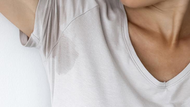 Kol altındaki sarı lekeler anında yok oluyor! Sırrı etiketinde saklı 5 Kol altındaki sarı lekeler anında yok oluyor! Sırrı etiketinde saklı