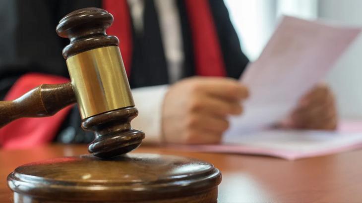 Komşu balkona halı silkeledi, ‘huzuru bozma’ cezası aldı!