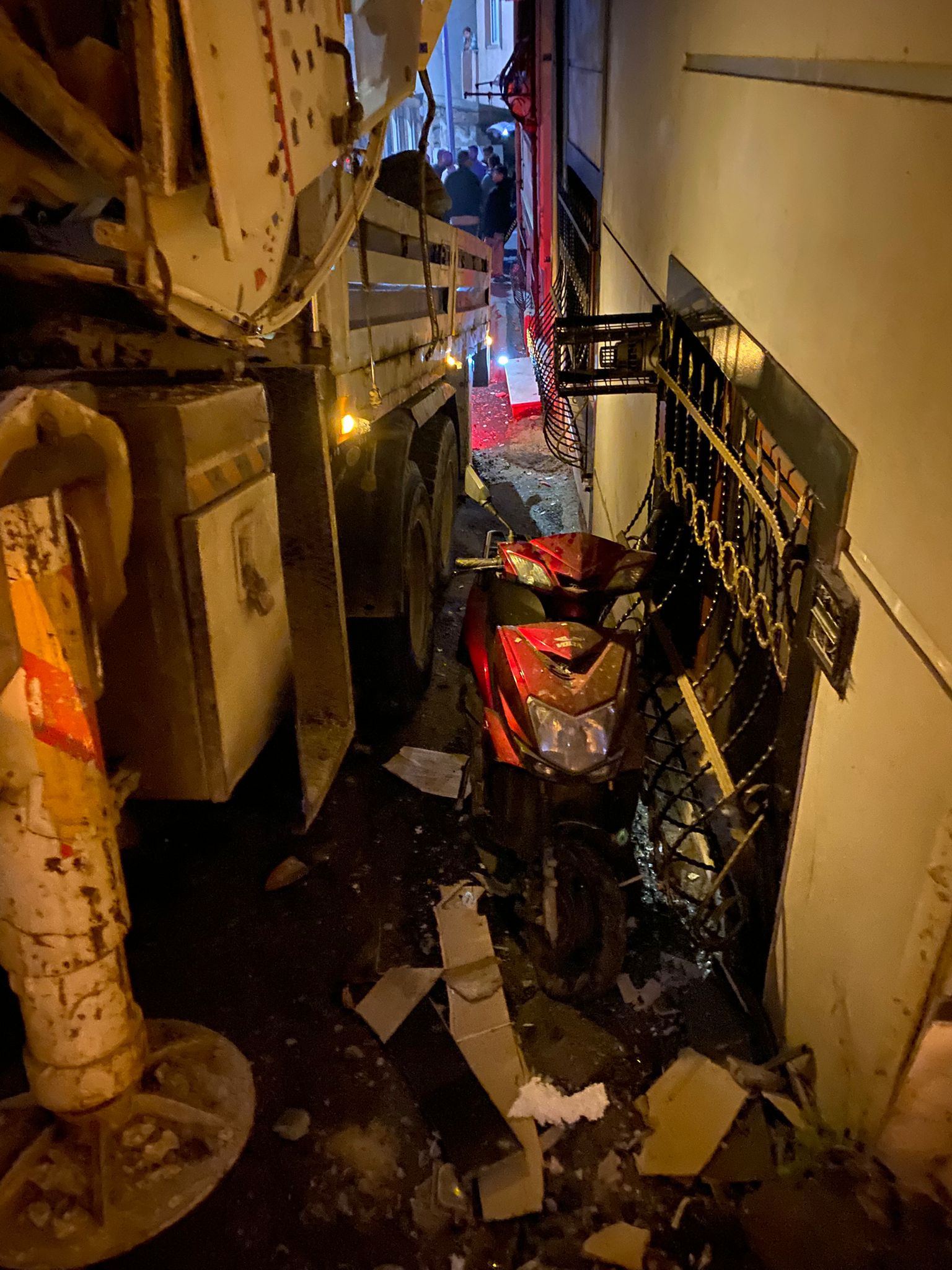 Kontrolden Çıkan Vinç: Şoförün Kabusu!