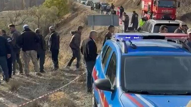 Konya'da öğrenci servisi uçuruma yuvarlandı! Yaralılar var 1 Konya'da öğrenci servisi uçuruma yuvarlandı! Yaralılar var