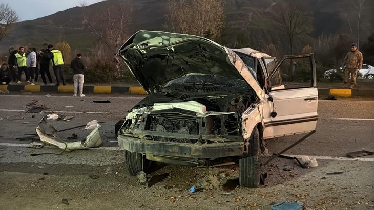 Korkunç kazada 7 yaşındaki Yusuf ve annesi hayatını kaybetti, 7 kişi yaralandı 1 Korkunç kazada 7 yaşındaki Yusuf ve annesi hayatını kaybetti, 7 kişi yaralandı