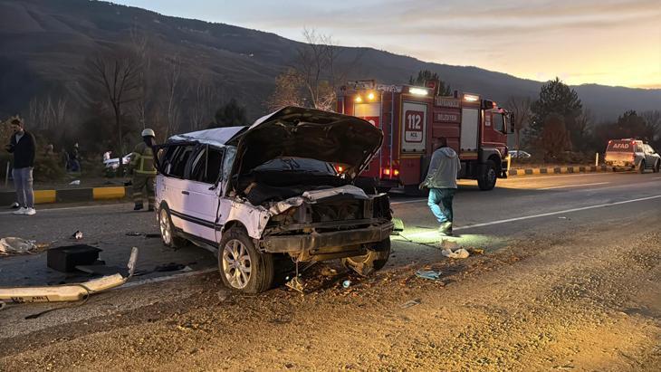 Korkunç kazada 7 yaşındaki Yusuf ve annesi hayatını kaybetti, 7 kişi yaralandı 3 Korkunç kazada 7 yaşındaki Yusuf ve annesi hayatını kaybetti, 7 kişi yaralandı