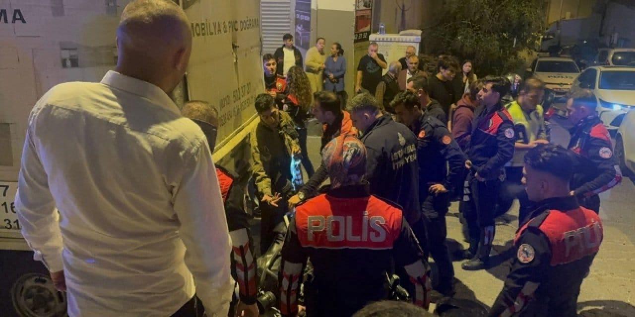 Küçükçekmece’de Motosiklet Kazası: 2 Polis Yaralı – Detaylar İçin Tıklayın!