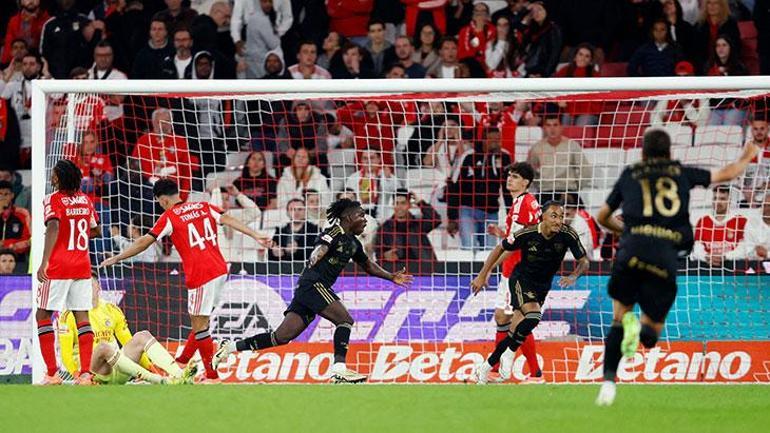 Küme düşme hattındaki Casa Pia'dan Benfica'ya şok! Jose Mourinho çılgına döndü 1 Küme düşme hattındaki Casa Pia'dan Benfica'ya şok! Jose Mourinho çılgına döndü