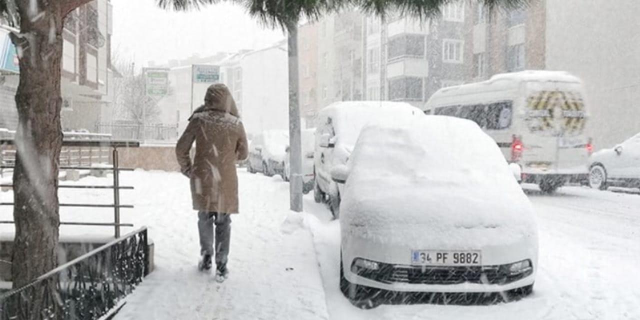Küresel İklim Değişimi ve Unutulmaz Kar Yağışı: Ünlü Bilimci Tarihi Aydınlatıyor