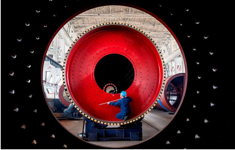 Küresel Üretim Sürecinde Yavaşlama: Trump’ın Gümrük Vergileri Sipariş Defterlerine Etki Ediyor