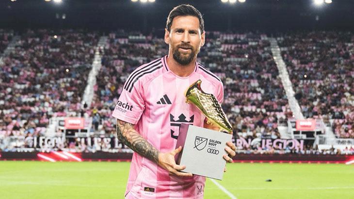 Lionel Messi’den bir rekor daha! Futbol tarihinde ilk isim