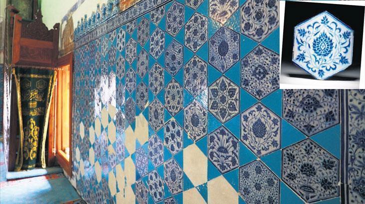 Londra’daki çiniler tartışma yarattı