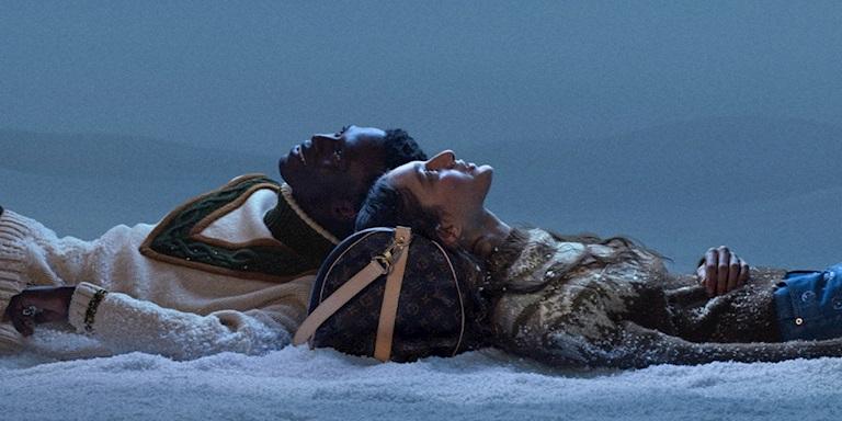 Louis Vuitton’un Yeni Kampanyası Bizi Başka Dünyalara Götürmeyi Amaçlıyor