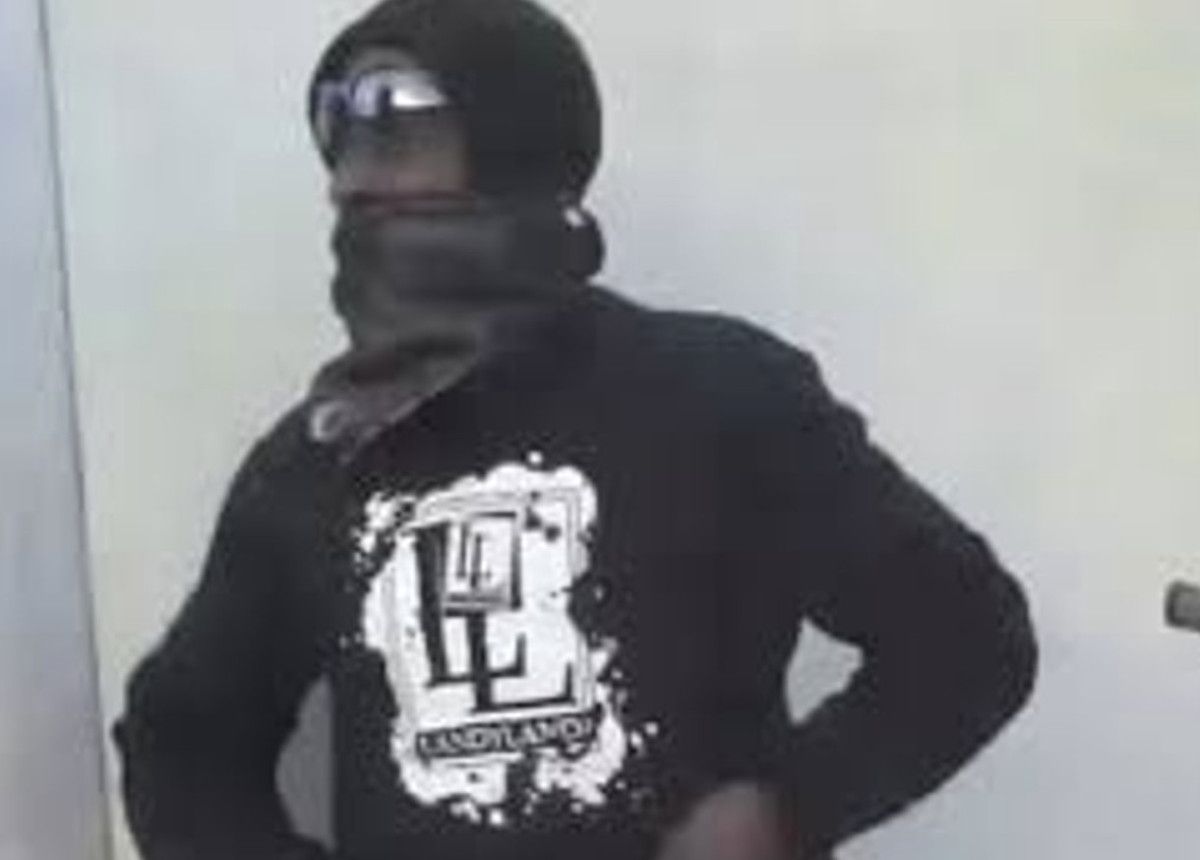 Louvre Müzesinin Soyguncularından Biri: Eski Dünyaca Ünlü YouTuber Kimdir? 1 Louvre Müzesinin Soyguncularından Biri: Eski Dünyaca Ünlü YouTuber Kimdir?