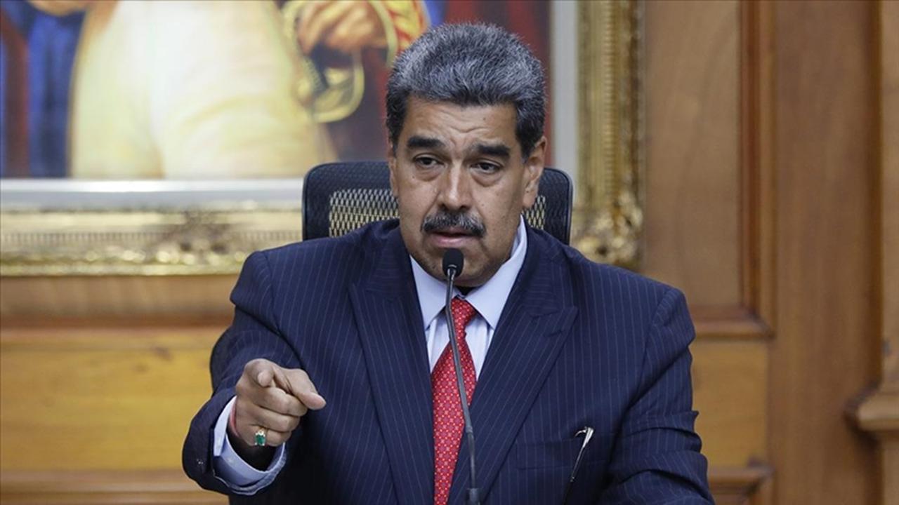 Maduro’dan gerginliği artıracak adım: ABD’ye karşı Rusya, Çin ve İran’dan askeri yardım istedi