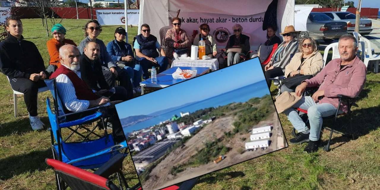 Mahkeme Kararına Rağmen İhale Gerçekleşti! Yurttaşlar Yeşil Alanın Betonlaşmasına Karşı Çadır Nöbeti Tutanlar