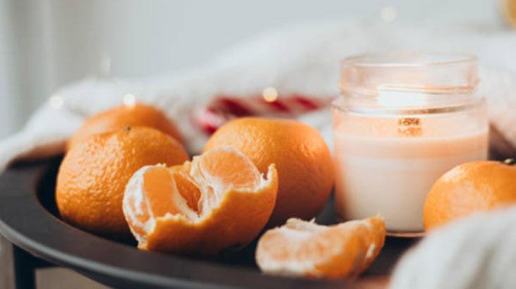 Mandalina kabuğundan mis kokulu mumluk! Ortadan kesin, görüntüsü çok şık 3 Mandalina kabuğundan mis kokulu mumluk! Ortadan kesin, görüntüsü çok şık