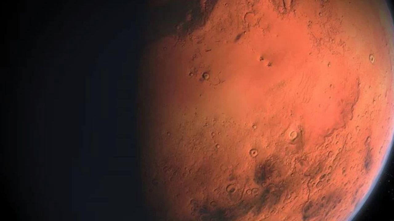 Mars’ta gizemli keşif: Daha evvel hiç rastlanmamıştı