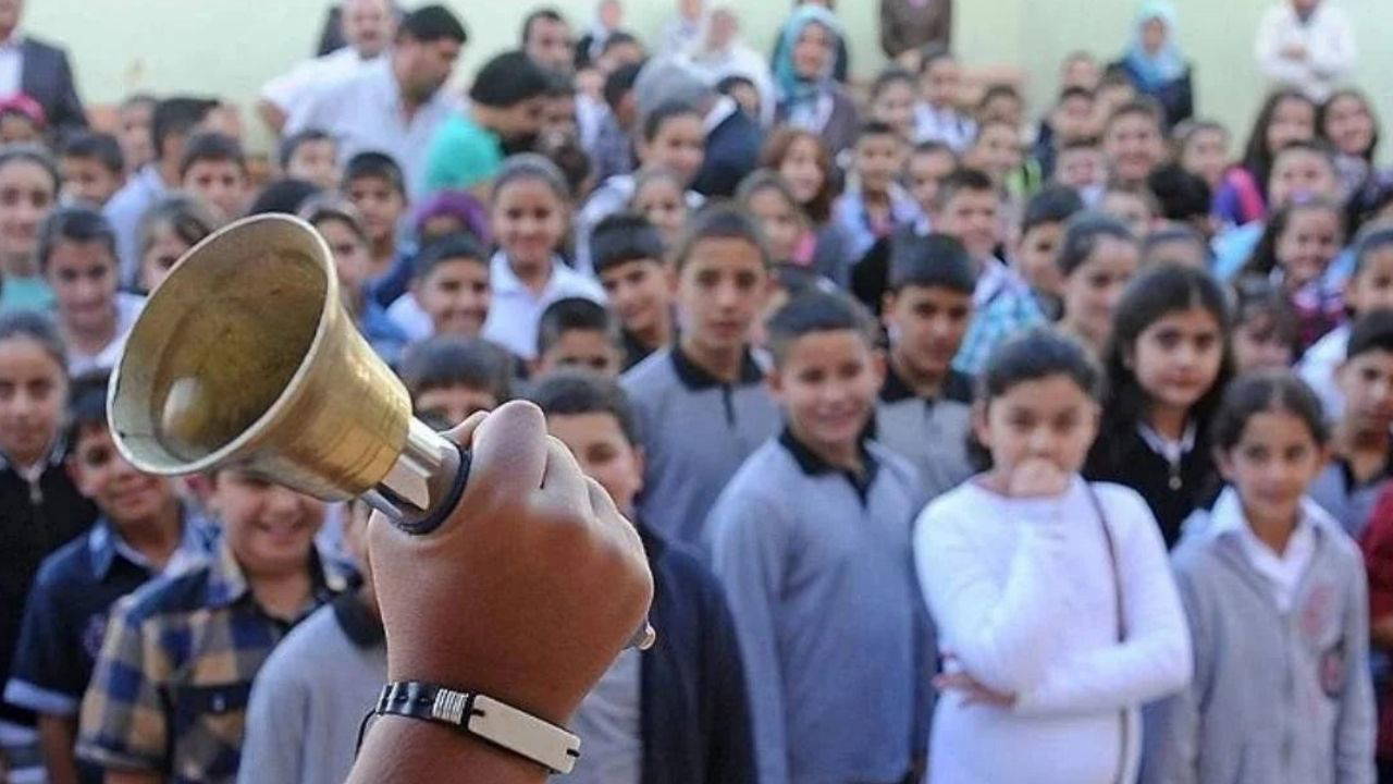 MEB 2025-2026 takvimi: Okullar orta tatil için ne vakit kapanacak? Kasım orta tatili 9 gün mü? 1 MEB 2025-2026 takvimi: Okullar orta tatil için ne vakit kapanacak? Kasım orta tatili 9 gün mü?