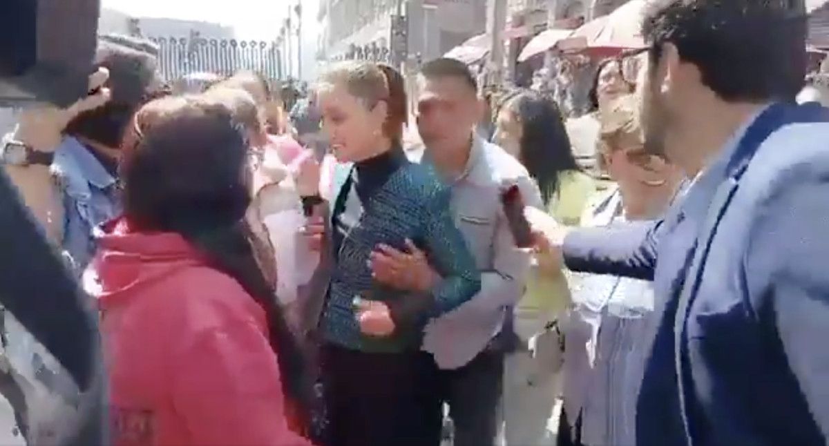 Meksika Devlet Başkanına Sokakta Açıkça Taciz: Toplumun Tepkisi ve Sonuçları 2 Meksika Devlet Başkanına Sokakta Açıkça Taciz: Toplumun Tepkisi ve Sonuçları